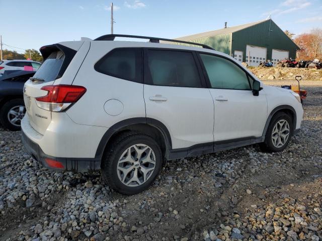 Obraz 3 z 2021 SUBARU FORESTER PREMIUM 2021 z VIN JF2SKAJC0MH591800