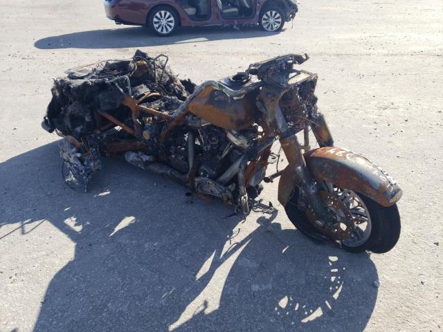 Изображение 1 2022 HARLEY-DAVIDSON FLHTCUTG  2022 с VIN 1HD1MAF17NB858414