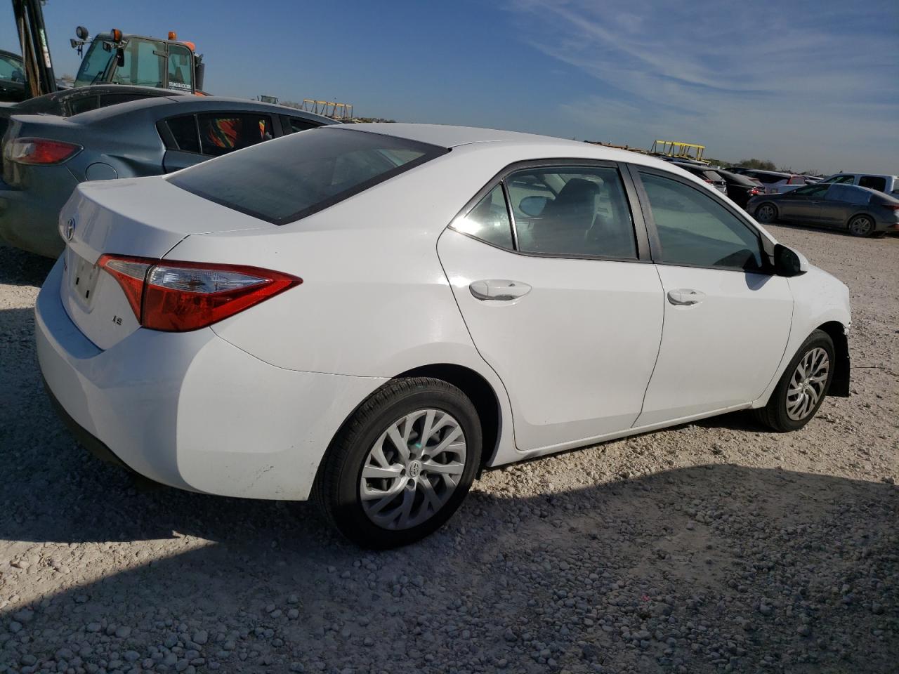 Image 3 of 2014 TOYOTA COROLLA L 2014 with VIN 2T1BURHE2EC122888