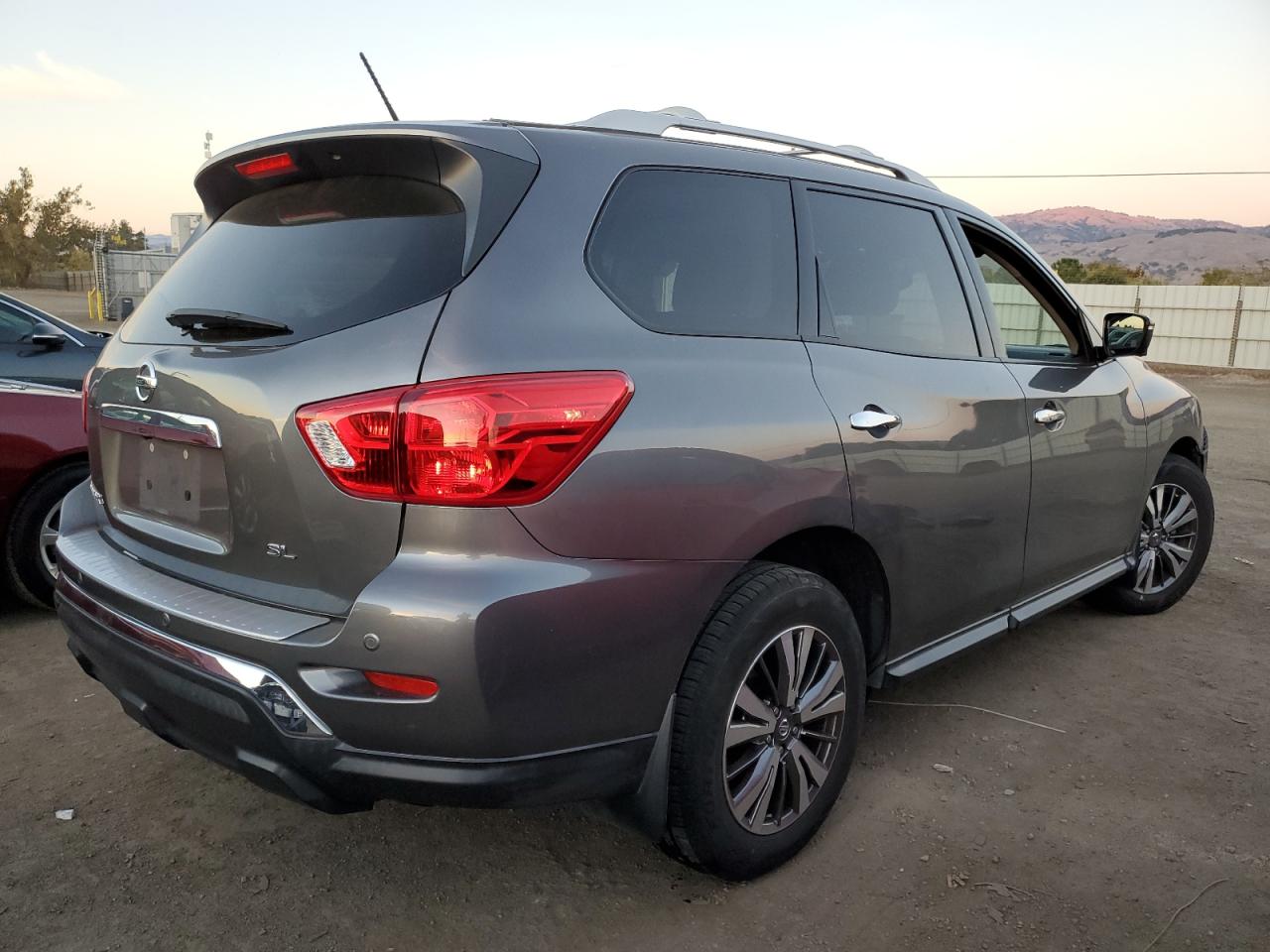Image 3 of 2018 NISSAN PATHFINDER S 2018 with VIN 5N1DR2MN4JC664032