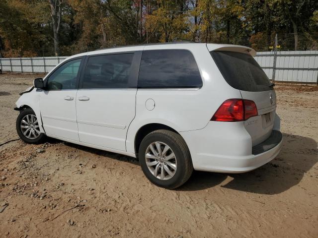 Image 2 of 2014 VOLKSWAGEN ROUTAN SE 2014 with VIN 2C4RVABG6ER134890