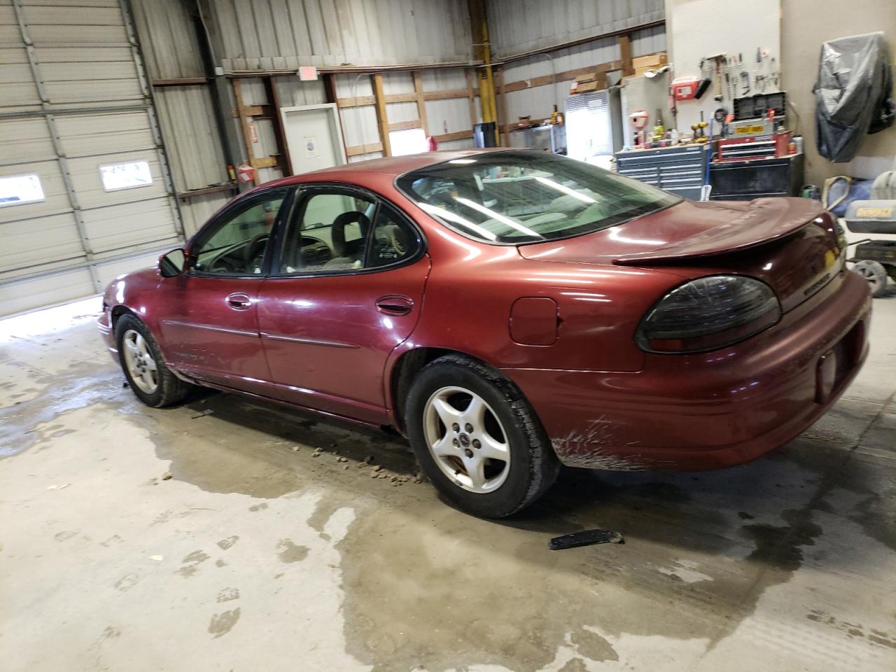 Image 2 of 2002 PONTIAC GRAND PRIX SE 2002 with VIN 1G2WK52J72F216343