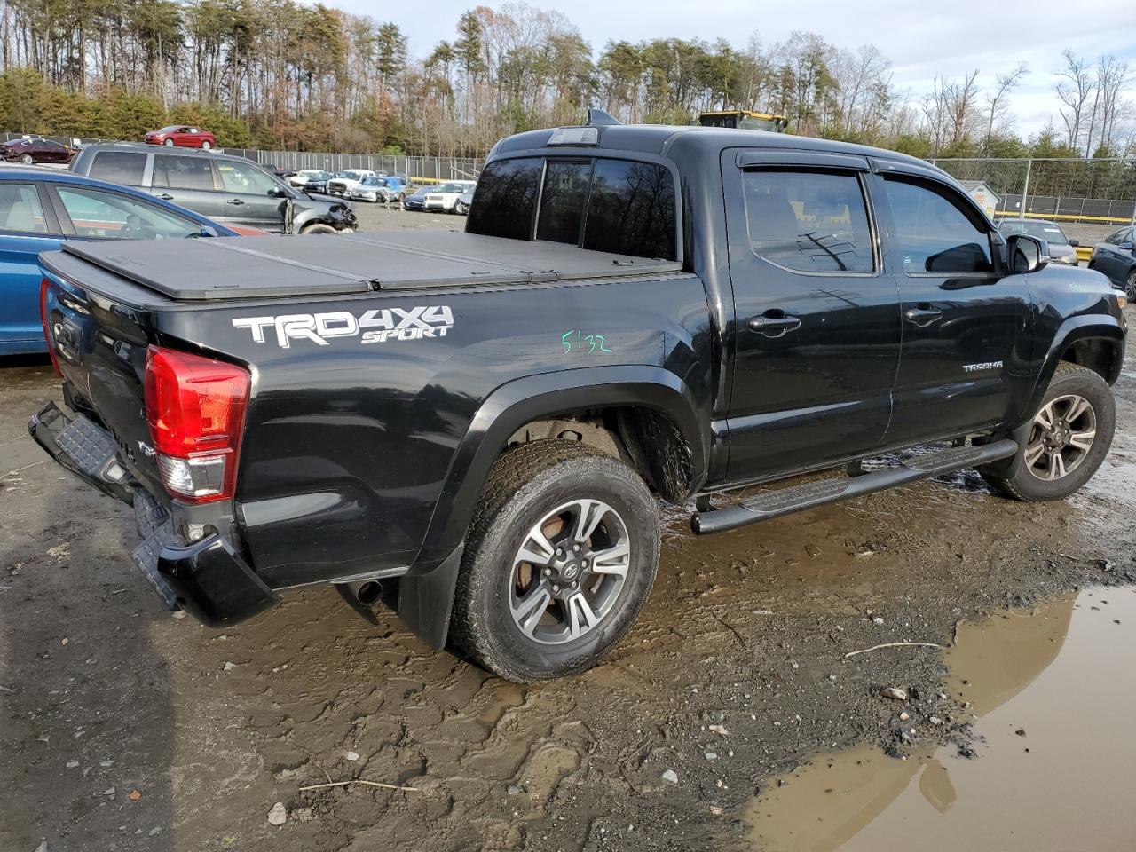 Obraz 3 z 2016 TOYOTA TACOMA DOUBLE CAB 2016 z VIN 3TMCZ5AN0GM020668