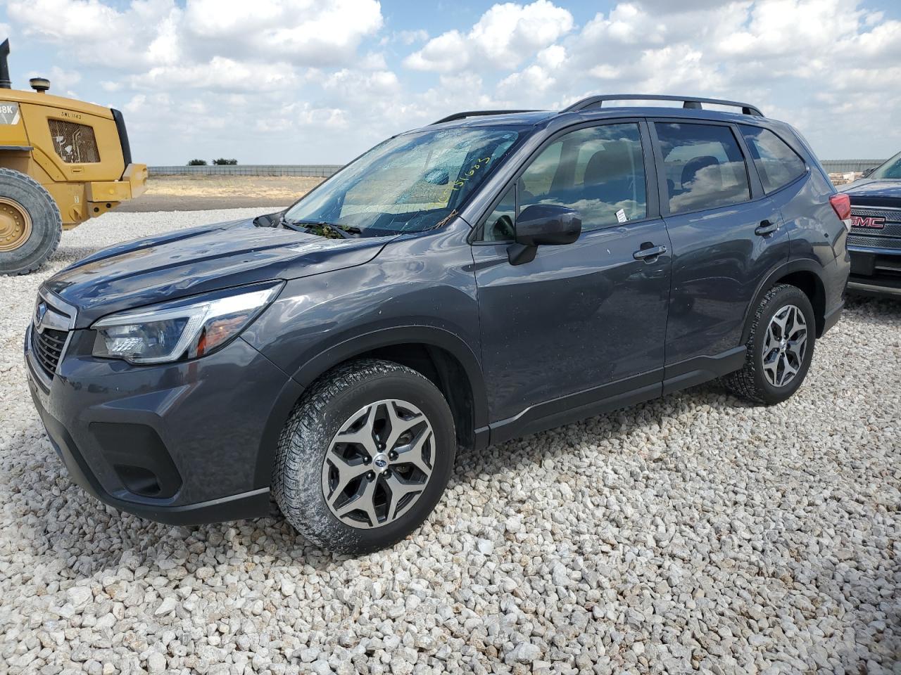 Obraz 1 z 2021 SUBARU FORESTER PREMIUM 2021 z VIN JF2SKAJCXMH400304