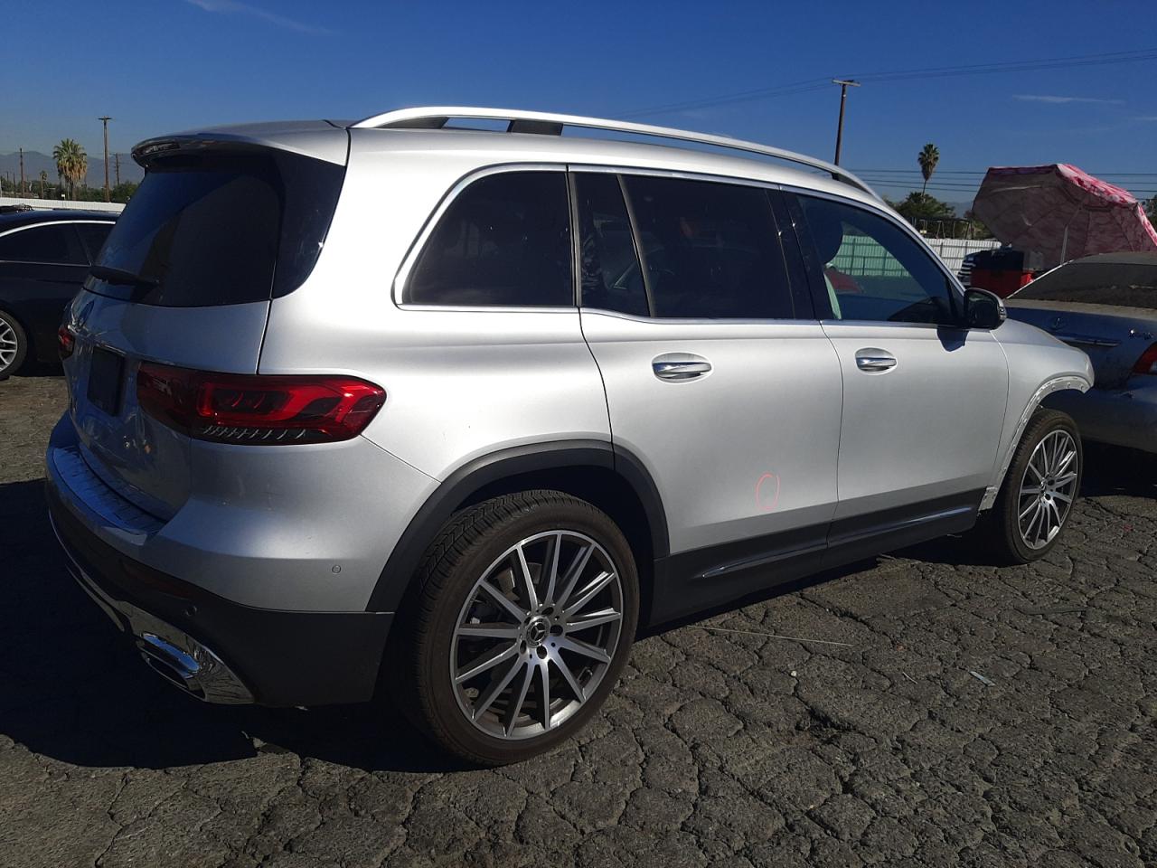 Obraz 3 z 2020 MERCEDES-BENZ GLB 250 2020 z VIN W1N4M4GB9LW067338