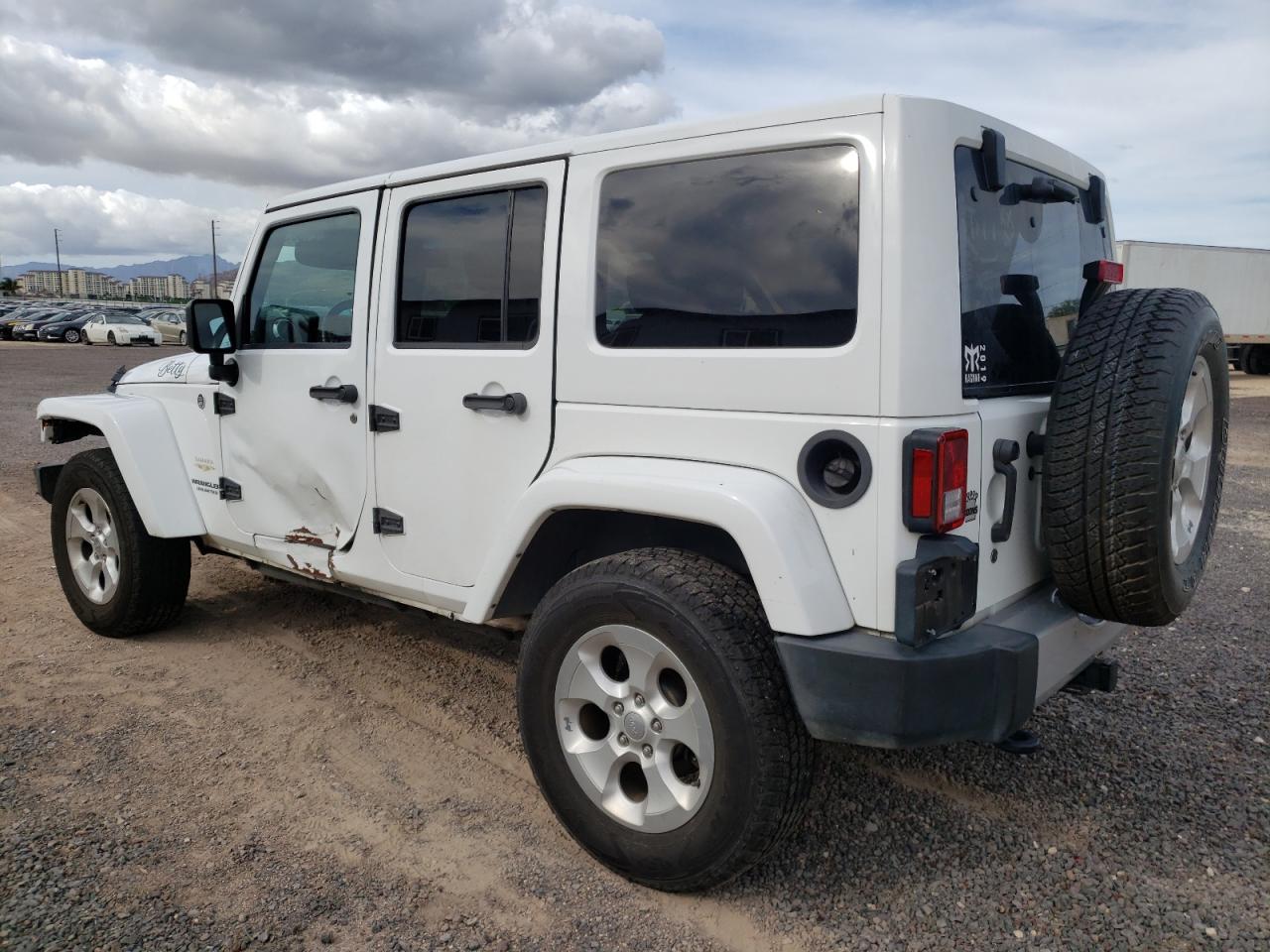 Изображение 2 2015 JEEP WRANGLER UNLIMITED SAHARA 2015 с VIN 1C4BJWEG9FL687050