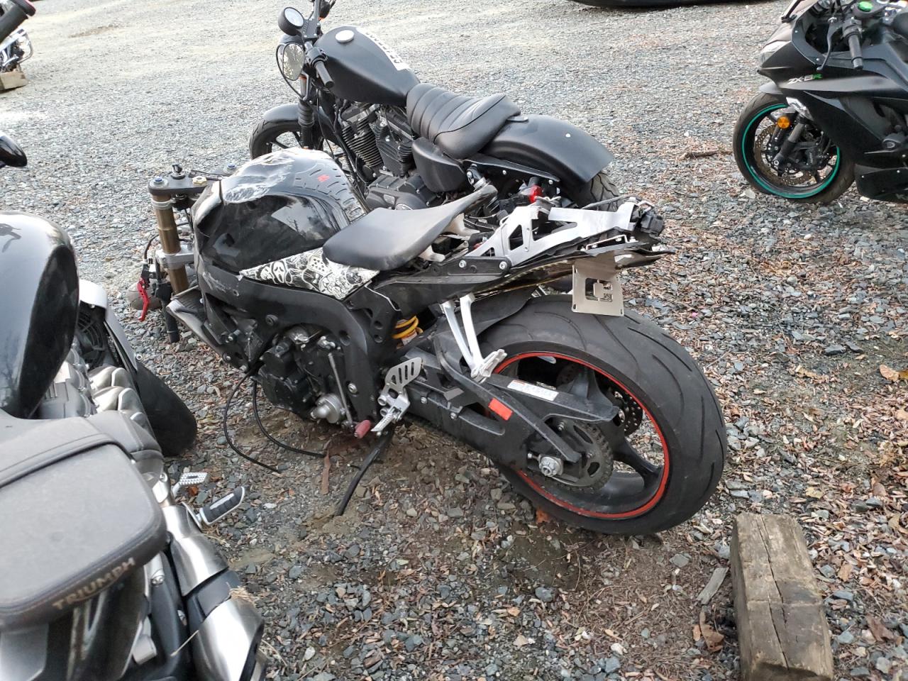 Image 3 of 2006 SUZUKI GSX-R600 K6 2006 with VIN JS1GN7DA962114078