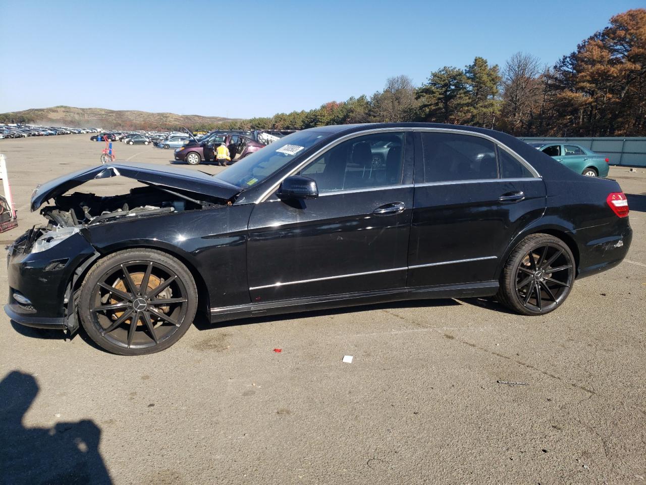 Obraz 1 z 2013 MERCEDES-BENZ E 350 4MATIC 2013 z VIN WDDHF8JB0DA720484