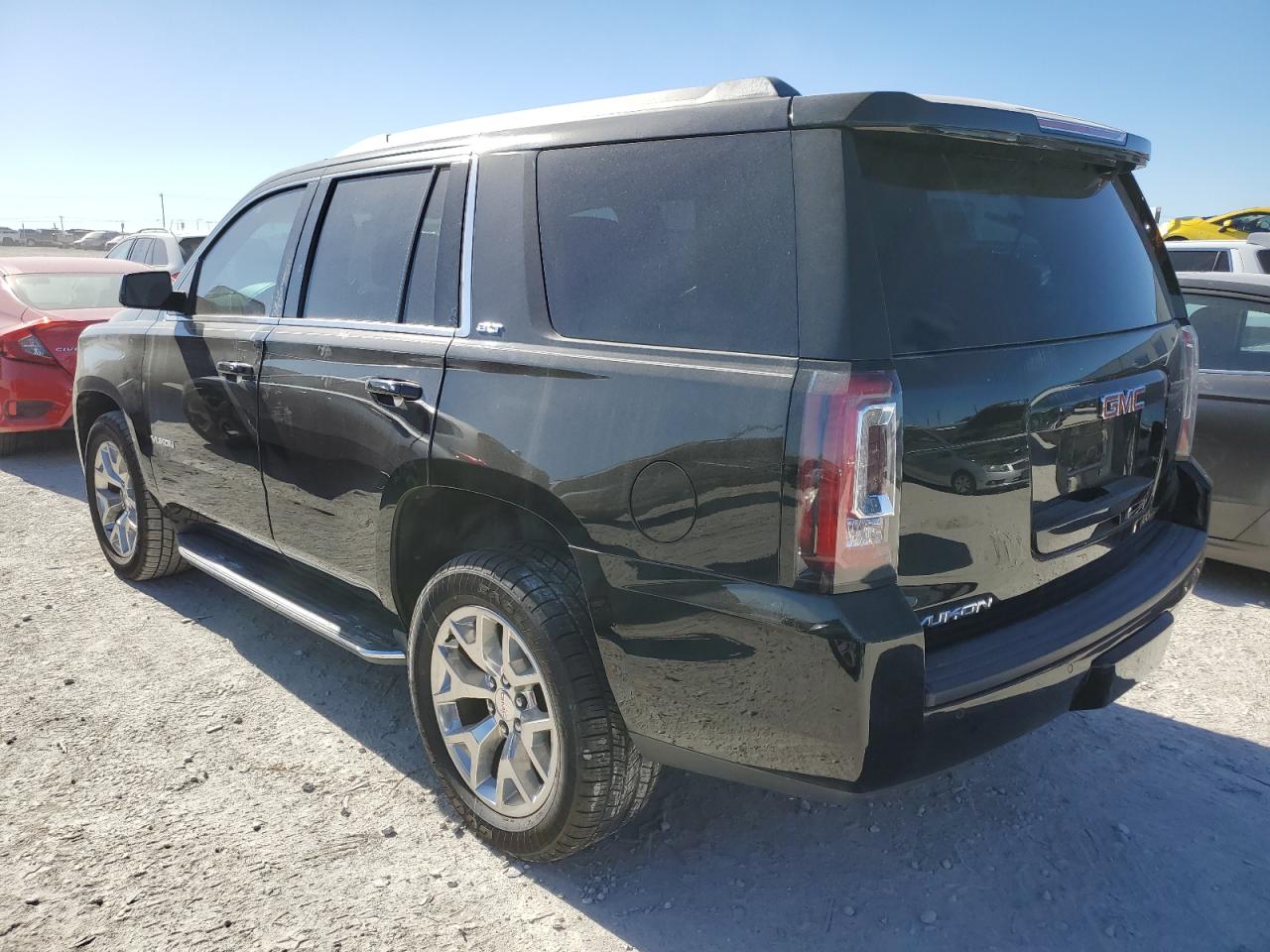 Obraz 2 z 2017 GMC YUKON SLT 2017 z VIN 1GKS1BKC4HR355371