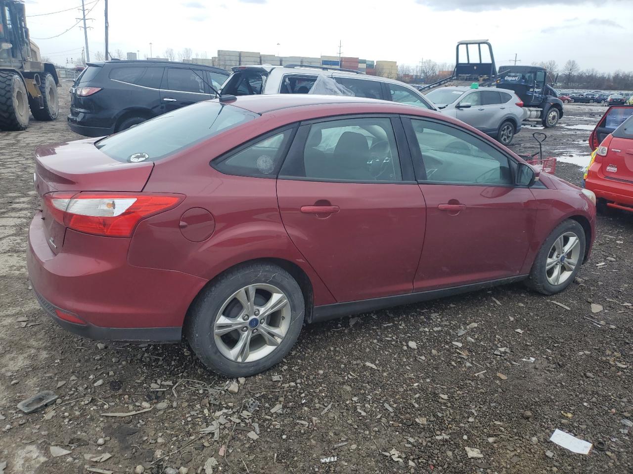 Image 3 of 2013 FORD FOCUS SE 2013 with VIN 1FADP3F20DL242739