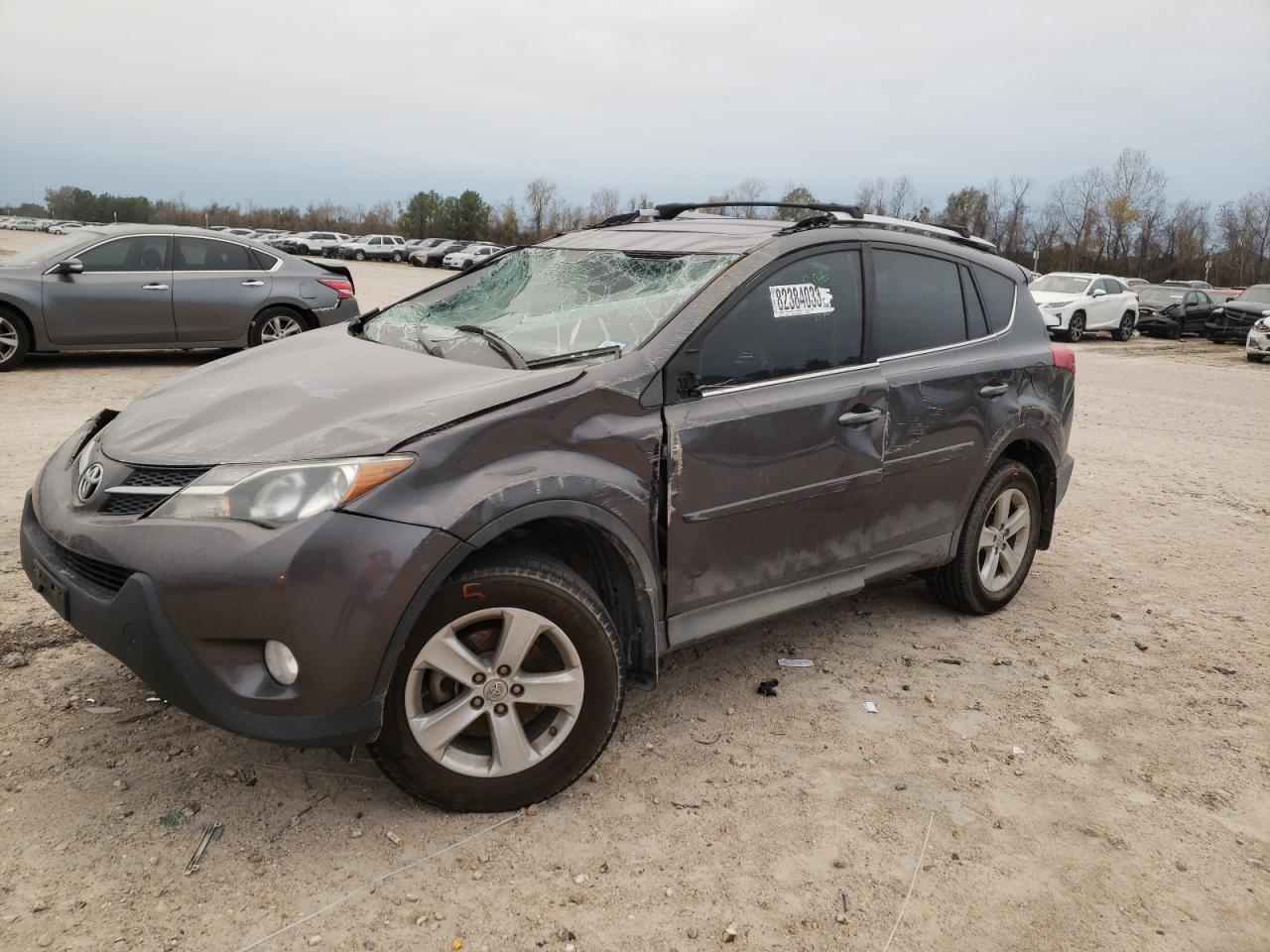 Image 1 of 2013 TOYOTA RAV4 XLE 2013 with VIN 2T3WFREV4DW044974