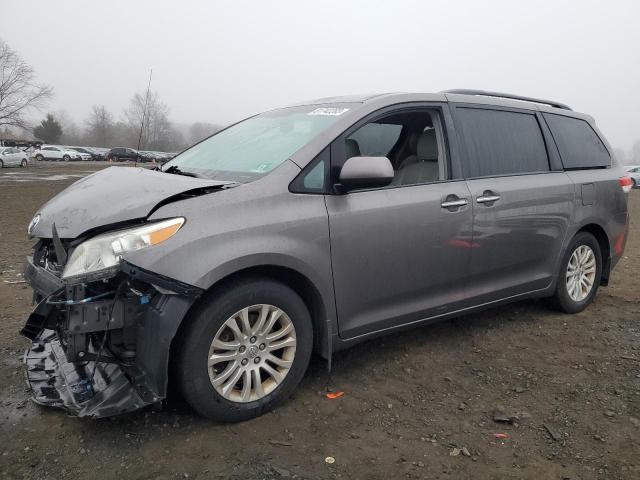 Image 1 of 2014 TOYOTA SIENNA XLE 2014 with VIN 5TDYK3DC1ES408224