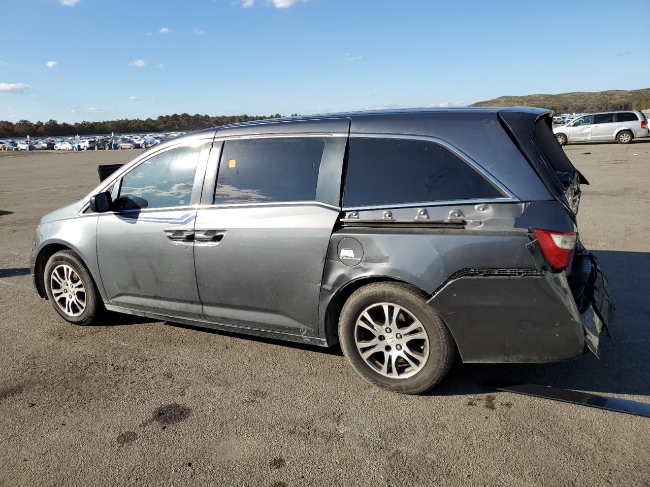 Изображение 2 2011 HONDA ODYSSEY LX 2011 с VIN 5FNRL5H29BB006949
