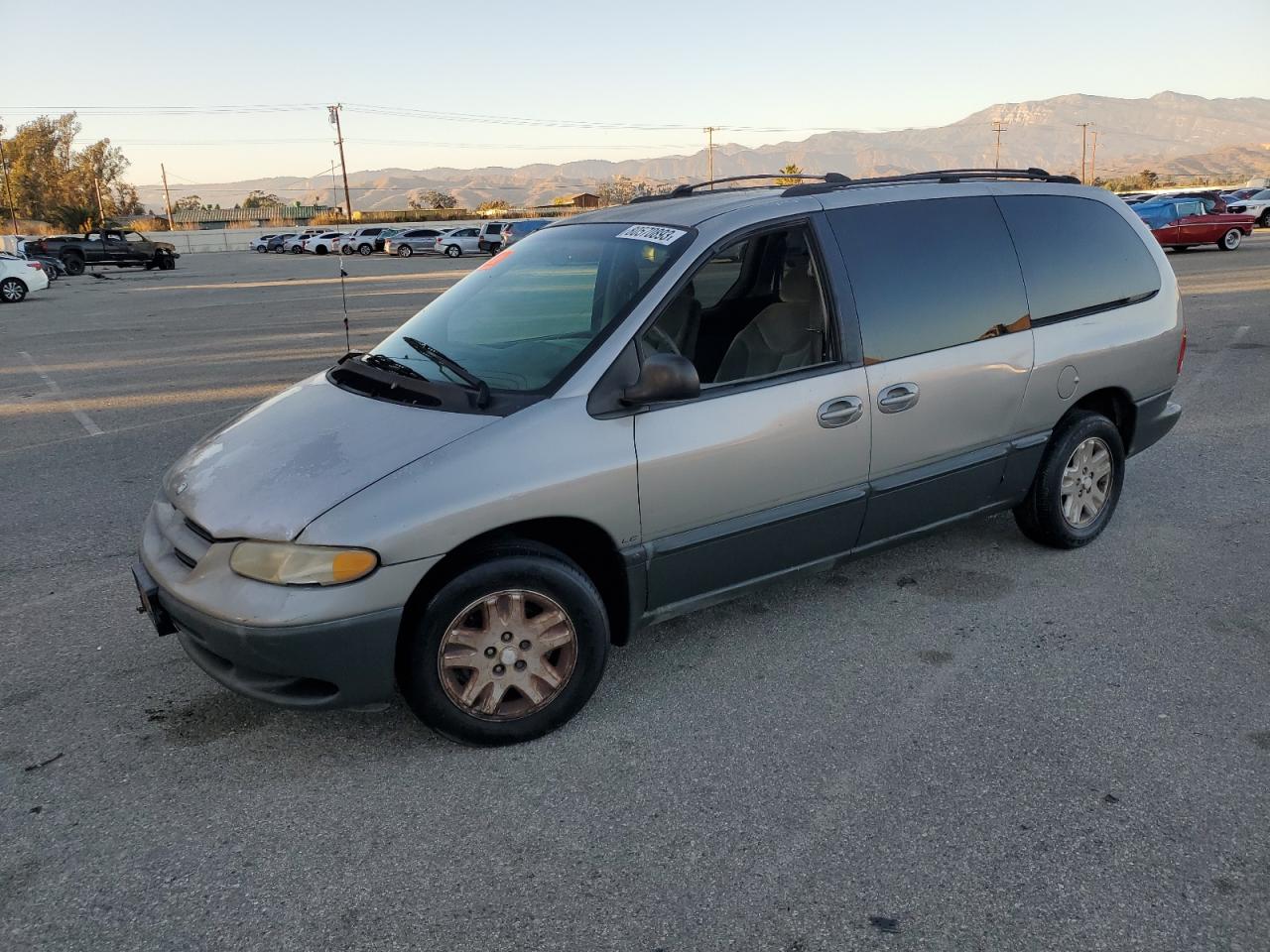Obraz 1 z 1997 DODGE GRAND CARAVAN LE 1997 z VIN 1B4GP54L6VB372821