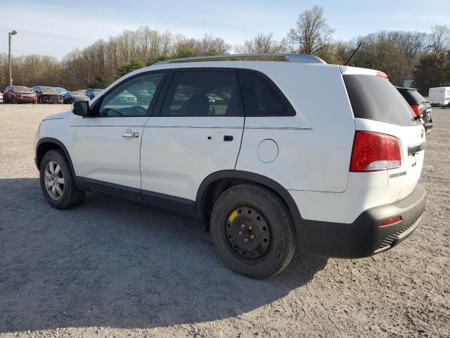 Изображение 2 2013 KIA SORENTO LX 2013 с VIN 5XYKT3A68DG354952