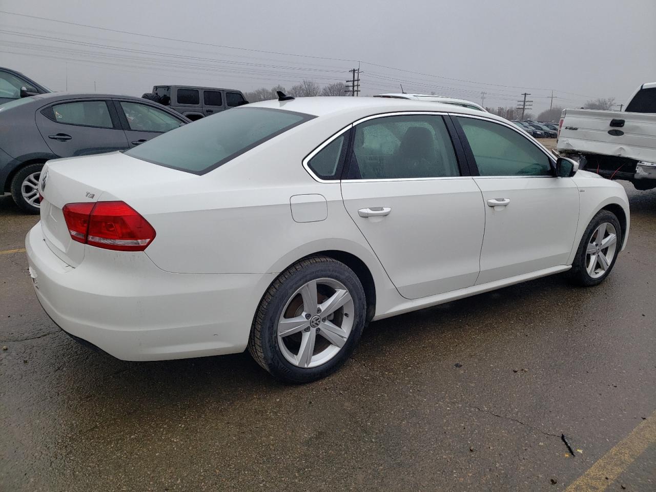 Obraz 3 z 2014 VOLKSWAGEN PASSAT S 2014 z VIN 1VWAT7A35EC043264