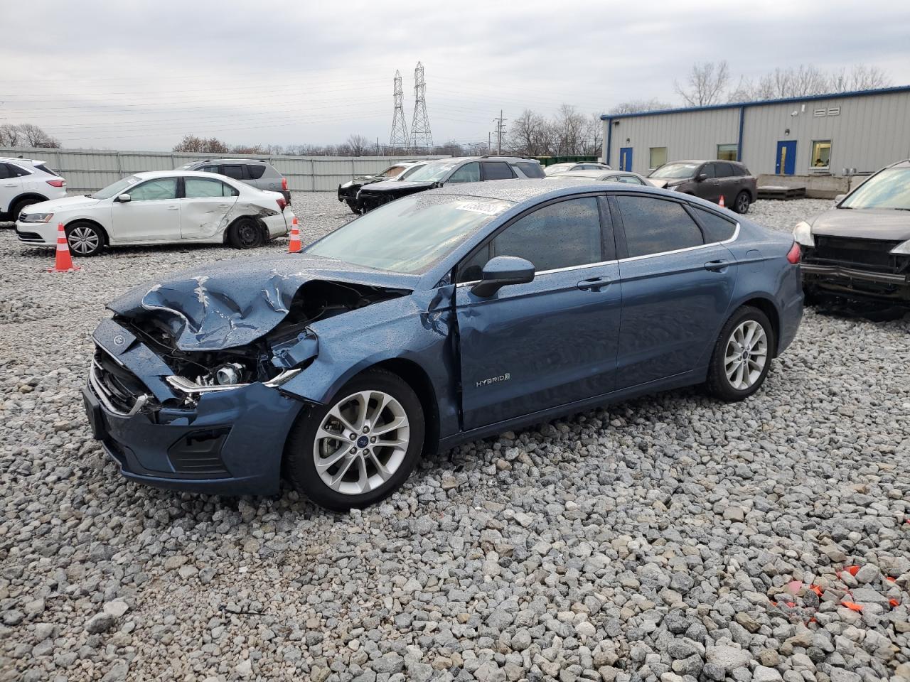 Image 1 of 2019 FORD FUSION SE 2019 with VIN 3FA6P0LU2KR214856