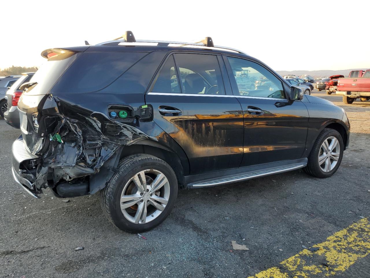 Image 3 of 2013 MERCEDES-BENZ ML 350 BLUETEC 2013 with VIN 4JGDA2EB5DA188305