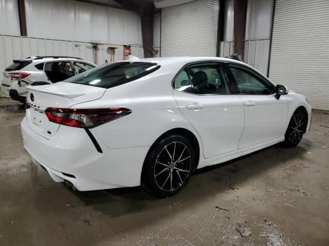 Obraz 3 z 2021 TOYOTA CAMRY SE 2021 z VIN 4T1G11AK4MU545131