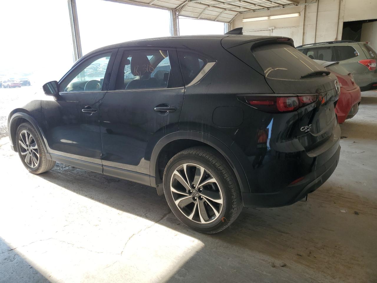 Изображение 2 2023 MAZDA CX-5 PREMIUM 2023 с VIN JM3KFBDM4P0188619