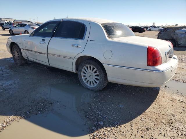 Obraz 2 z 2005 LINCOLN TOWN CAR SIGNATURE 2005 z VIN 1LNHM81W85Y608474