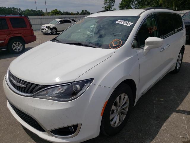 Obraz 2 z 2017 CHRYSLER PACIFICA TOURING L 2017 z VIN 2C4RC1BG8HR787781