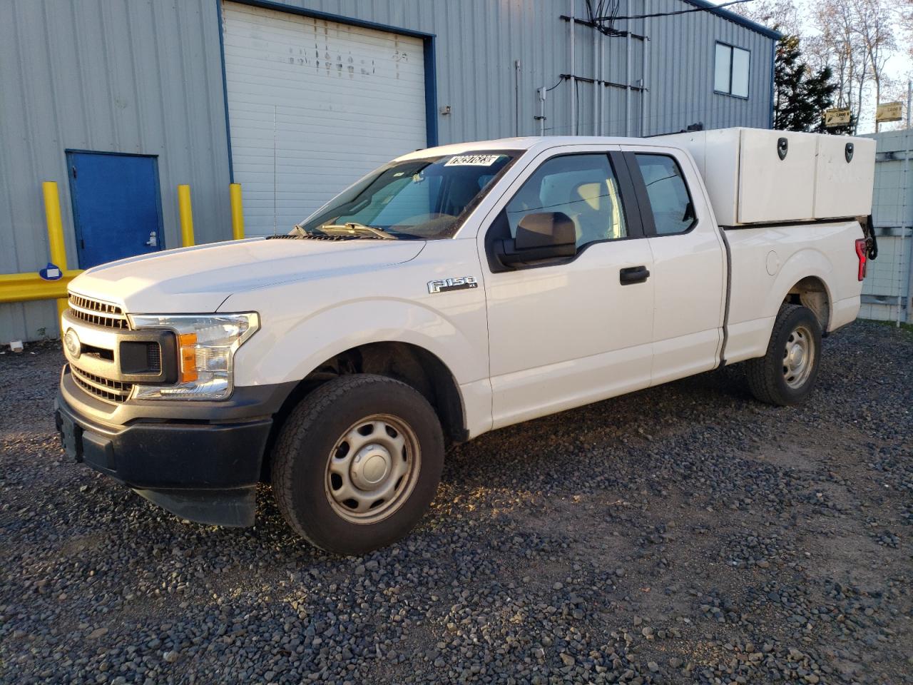Obraz 1 z 2018 FORD F150 SUPER CAB 2018 z VIN 1FTEX1C59JKF06673
