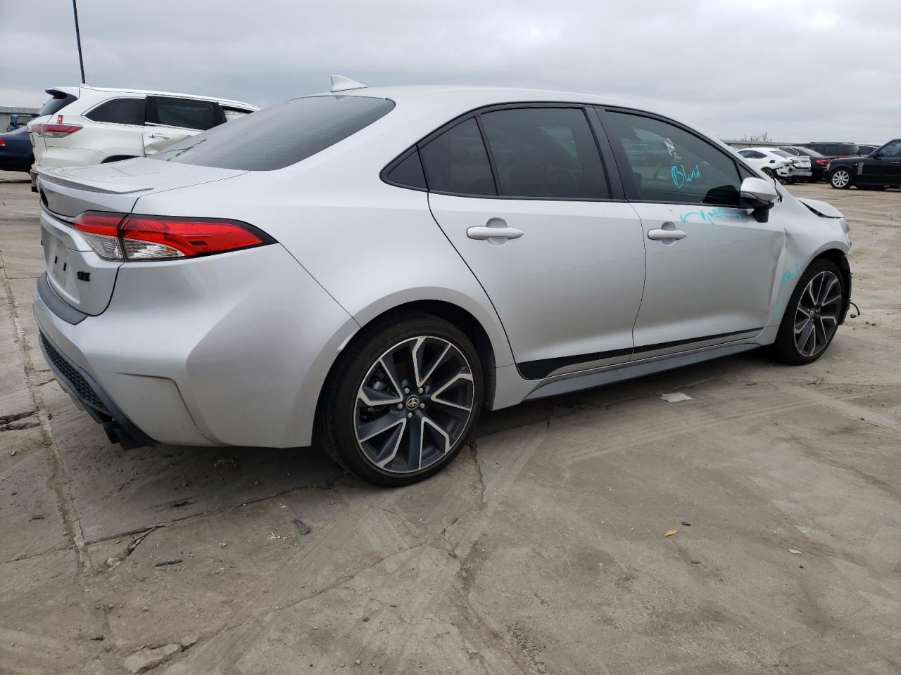 Изображение 3 2022 TOYOTA COROLLA SE 2022 с VIN JTDS4MCE8NJ092116