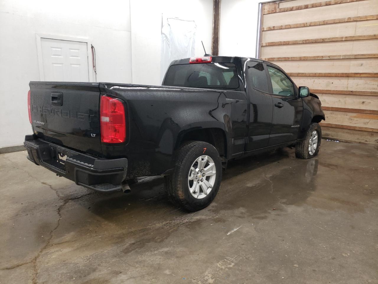 Image 3 of 2022 CHEVROLET COLORADO LT 2022 with VIN 1GCHSCEA4N1279938