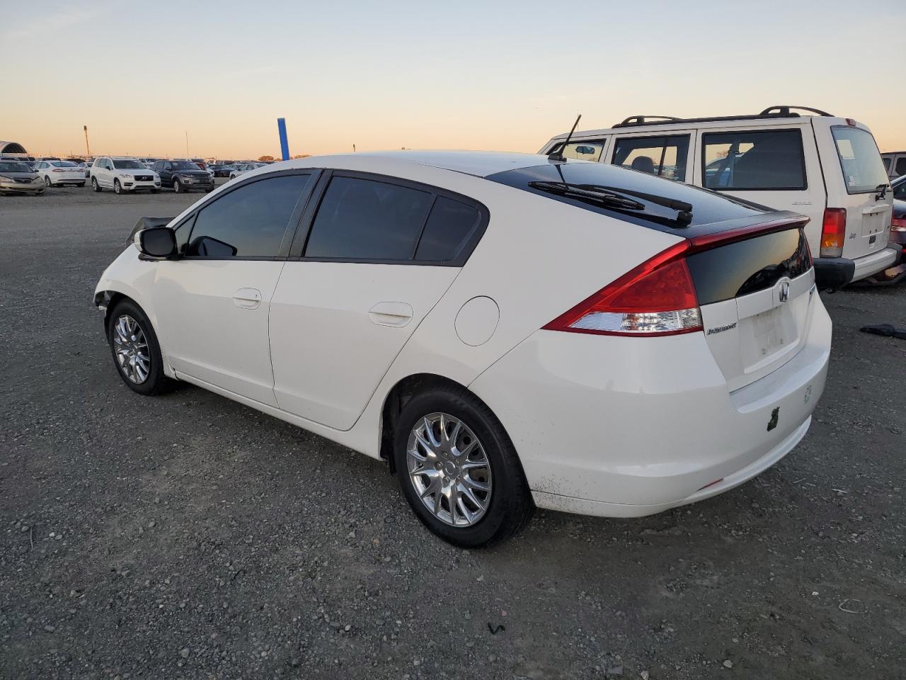 Изображение 2 2011 HONDA INSIGHT LX 2011 с VIN JHMZE2H50BS008447