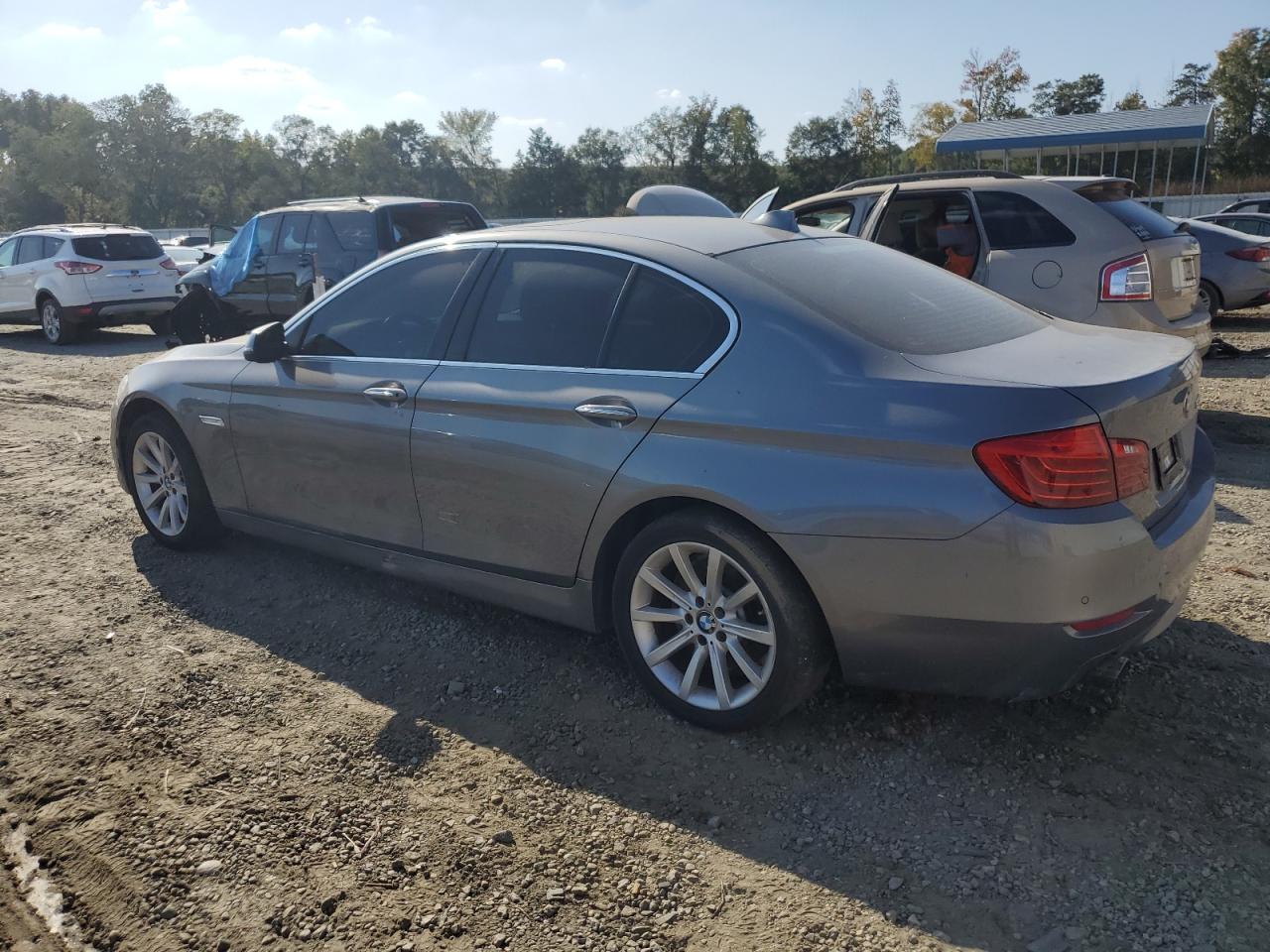 Obraz 2 z 2015 BMW 535 I 2015 z VIN WBA5B1C57FG125703