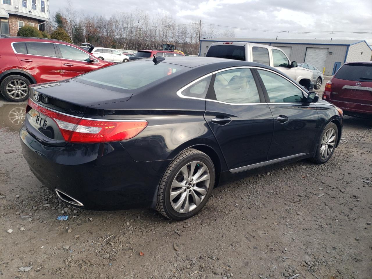 Image 3 of 2013 HYUNDAI AZERA  2013 with VIN KMHFG4JG2DA326077