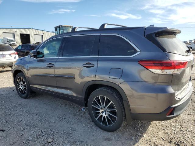 Изображение 2 2018 TOYOTA HIGHLANDER SE 2018 с VIN 5TDJZRFHXJS551093