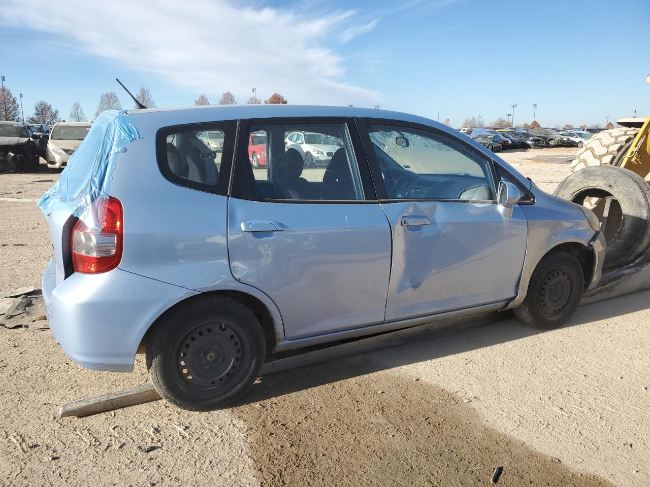 Image 3 of 2008 HONDA FIT  2008 with VIN JHMGD38408S041335