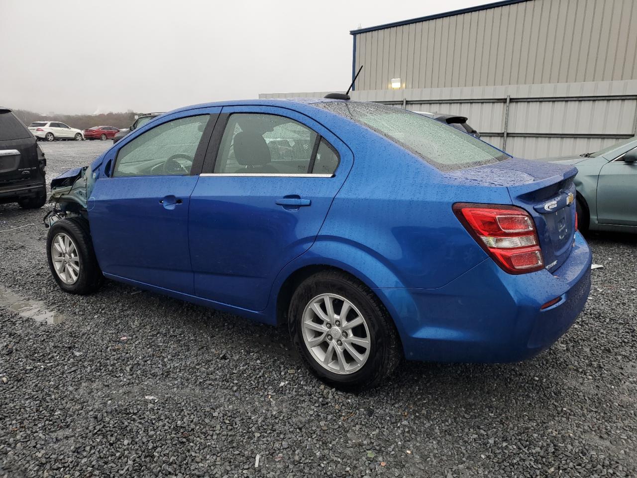 Image 2 of 2019 CHEVROLET SONIC LT 2019 with VIN 1G1JD5SB7K4109970