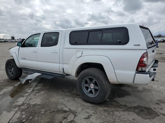 Image 2 of 2015 TOYOTA TACOMA DOUBLE CAB LONG BED 2015 with VIN 3TMMU4FN1FM077000