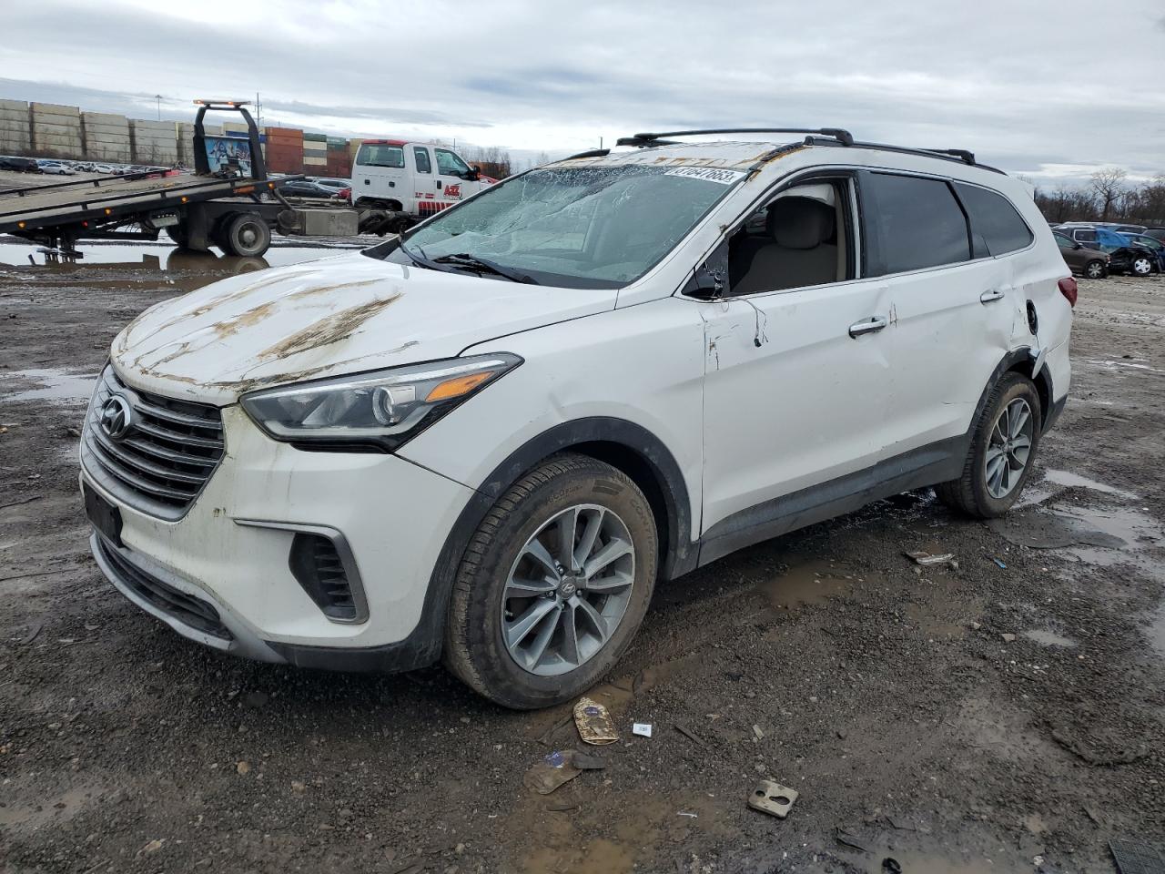 Image 1 of 2017 HYUNDAI SANTA FE SE 2017 with VIN KM8SMDHF7HU189341