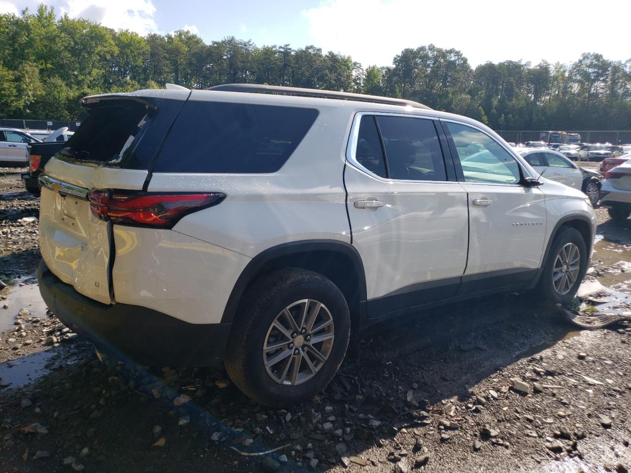 Obraz 3 z 2022 CHEVROLET TRAVERSE LT 2022 z VIN 1GNEVGKW6NJ150141