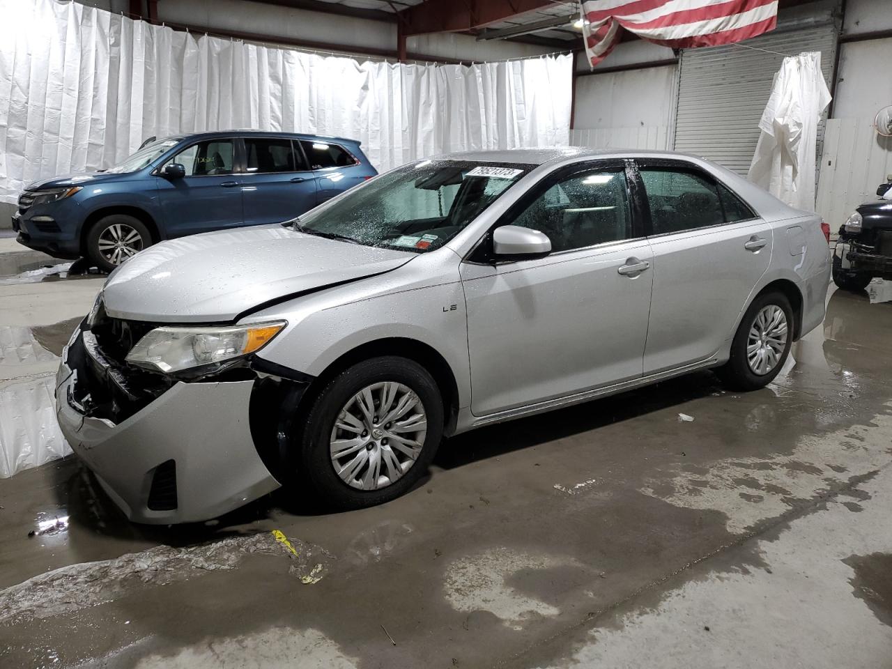 Obraz 1 z 2012 TOYOTA CAMRY BASE 2012 z VIN 4T4BF1FK8CR251918
