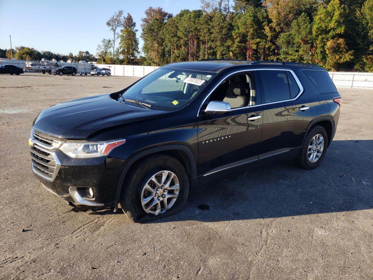 Изображение 1 2019 CHEVROLET TRAVERSE LT 2019 с VIN 1GNERGKW9KJ235961