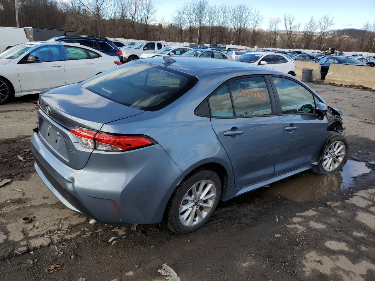 Изображение 3 2021 TOYOTA COROLLA LE 2021 с VIN JTDVPMAE1MJ166983