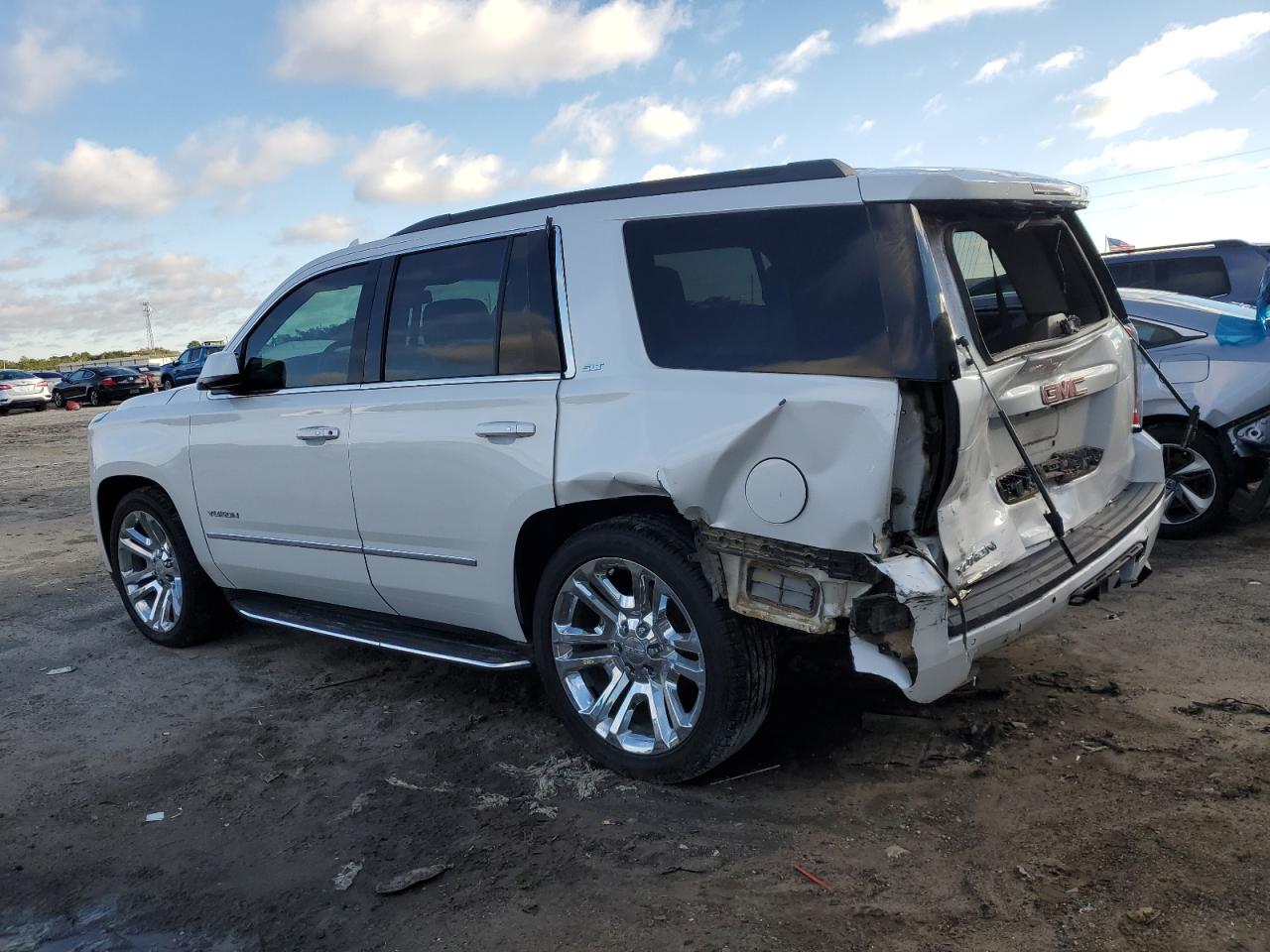Obraz 2 z 2018 GMC YUKON SLT 2018 z VIN 1GKS1BKC0JR288578