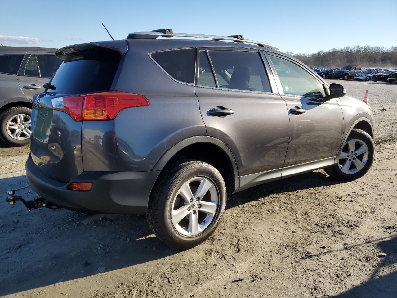 Image 3 of 2013 TOYOTA RAV4 XLE 2013 with VIN JTMWFREV8D5010995