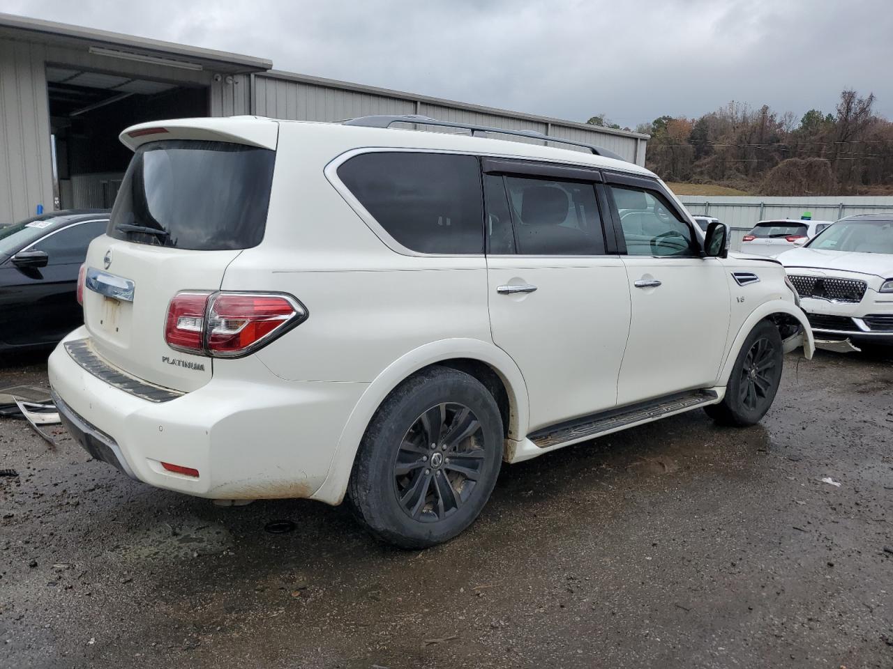 Obraz 3 z 2019 NISSAN ARMADA PLATINUM 2019 z VIN JN8AY2NF5K9350202