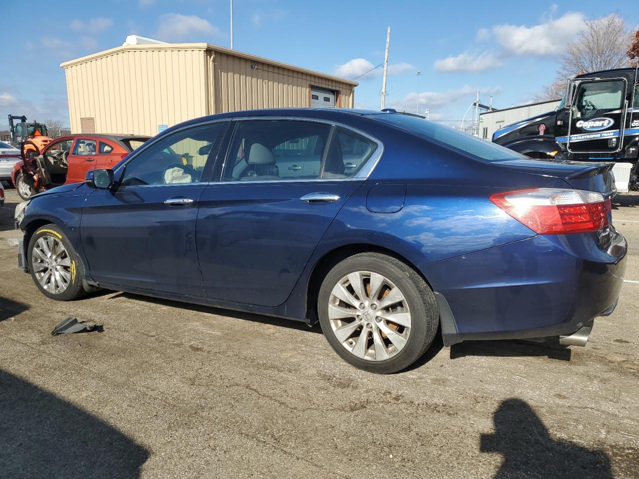 Image 2 of 2015 HONDA ACCORD EXL 2015 with VIN 1HGCR3F83FA006350