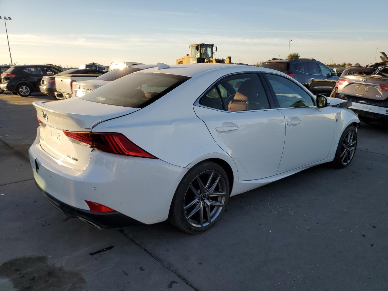 Obraz 3 z 2018 LEXUS IS 300 2018 z VIN JTHBA1D22J5082324