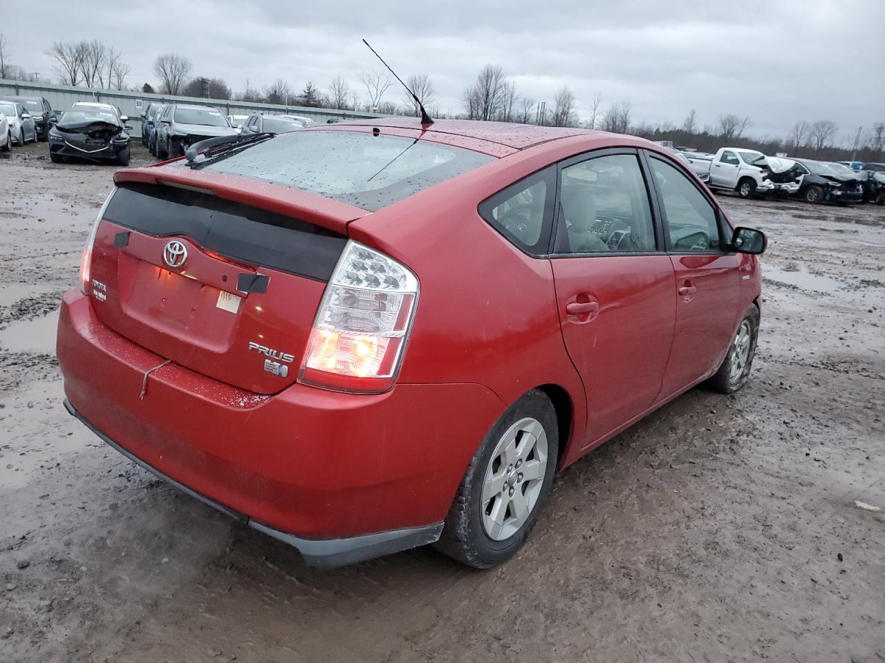 Image 3 of 2007 TOYOTA PRIUS  2007 with VIN JTDKB20U977561087