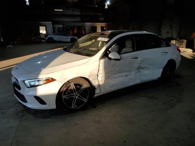 Obraz 1 z 2022 MERCEDES-BENZ A 220 4MATIC 2022 z VIN W1K3G4FB0NJ361714