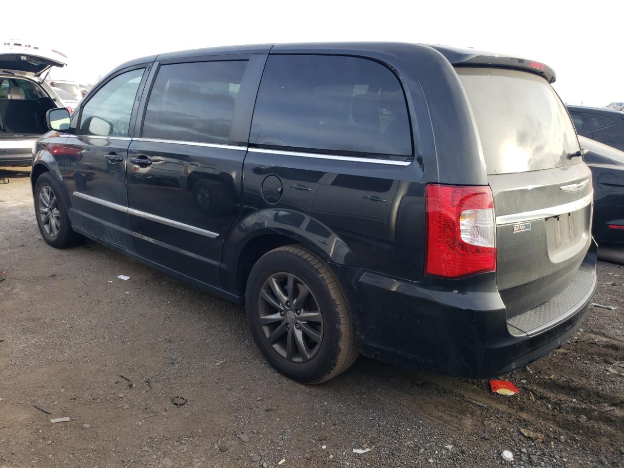 Изображение 2 Chrysler Town & Country S 2015 с VIN 2C4RC1HG5FR554123