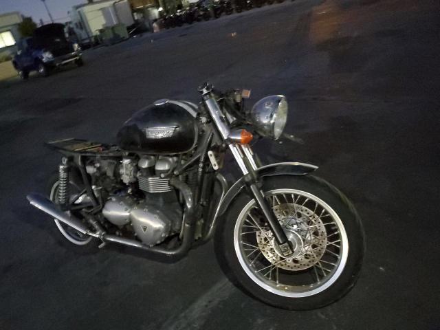 Obraz 2014 TRIUMPH MOTORCYCLE THRUXTON  2014